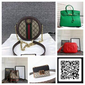 Neo Vintage G Supreme messenger Bag            9.5W x 6H x 3D